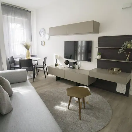 Charming Modern 3br In The Heart Of * Asti