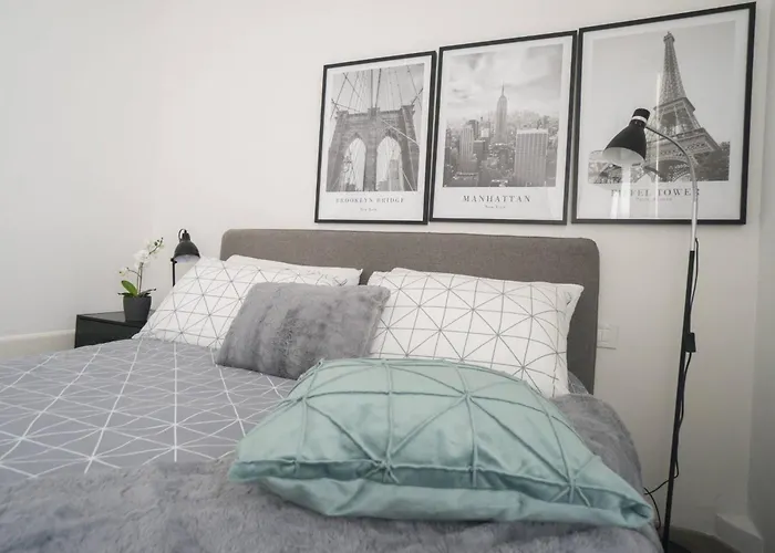 Charming Modern 3br In The Heart Of * Asti