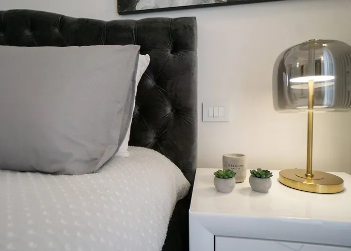 Charming Modern 3br In The Heart Of Appartement
