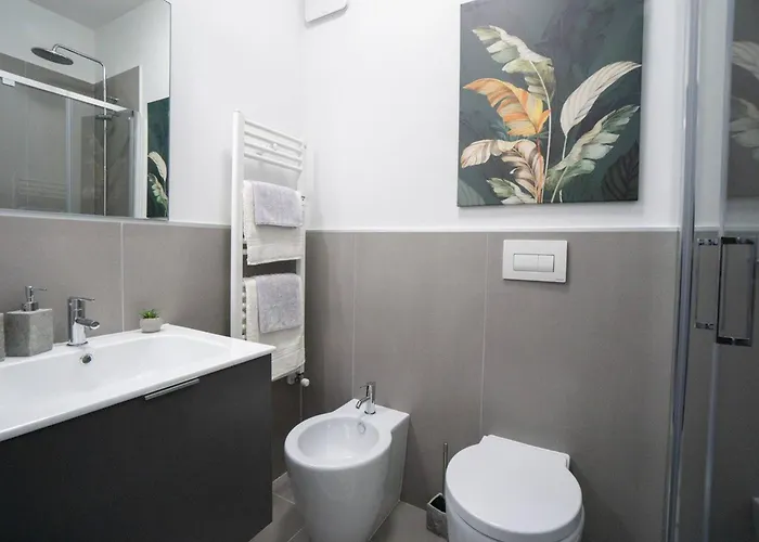Charming Modern 3br In The Heart Of